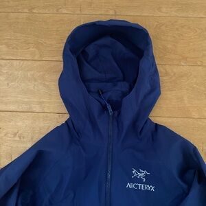Arc’teryx’s Squamish hoody small